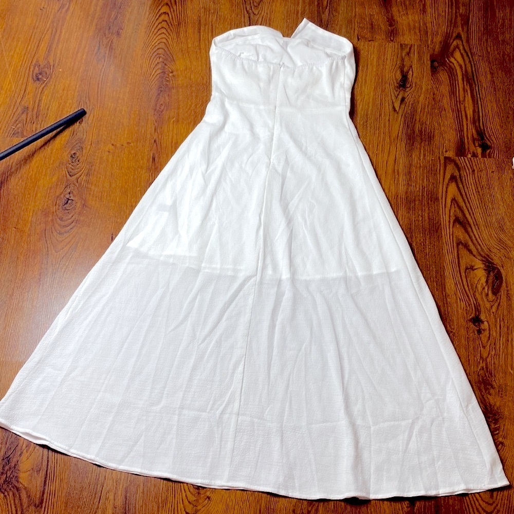 ๐ Elegant White Asymmetrical Strapless Maxi Dress ๐ NWT - Picture 9 of 12
